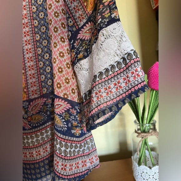 FIGUEROA & flower’s Multicolor Women Top Tunic, V Neck , 3/4 Sleeve Sz L - Picture 3 of 11